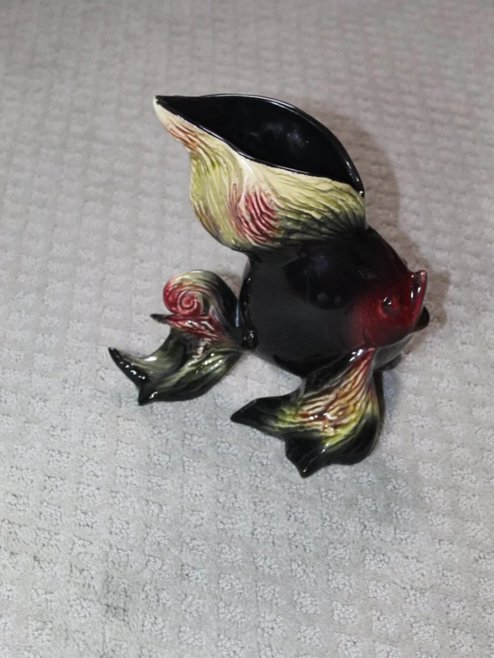 Vintage Hull Pottery 9